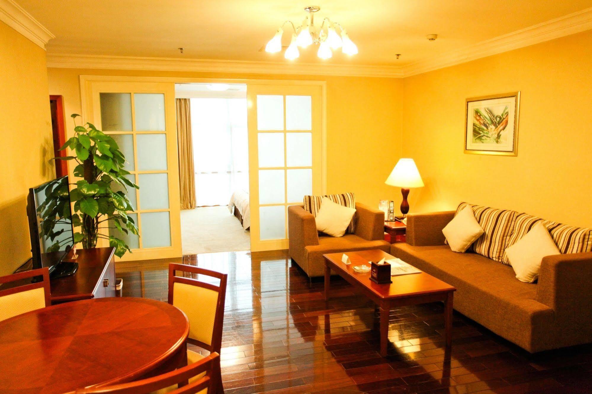 Shenzhen Dongmen Metropark Suites Hotel מראה חיצוני תמונה