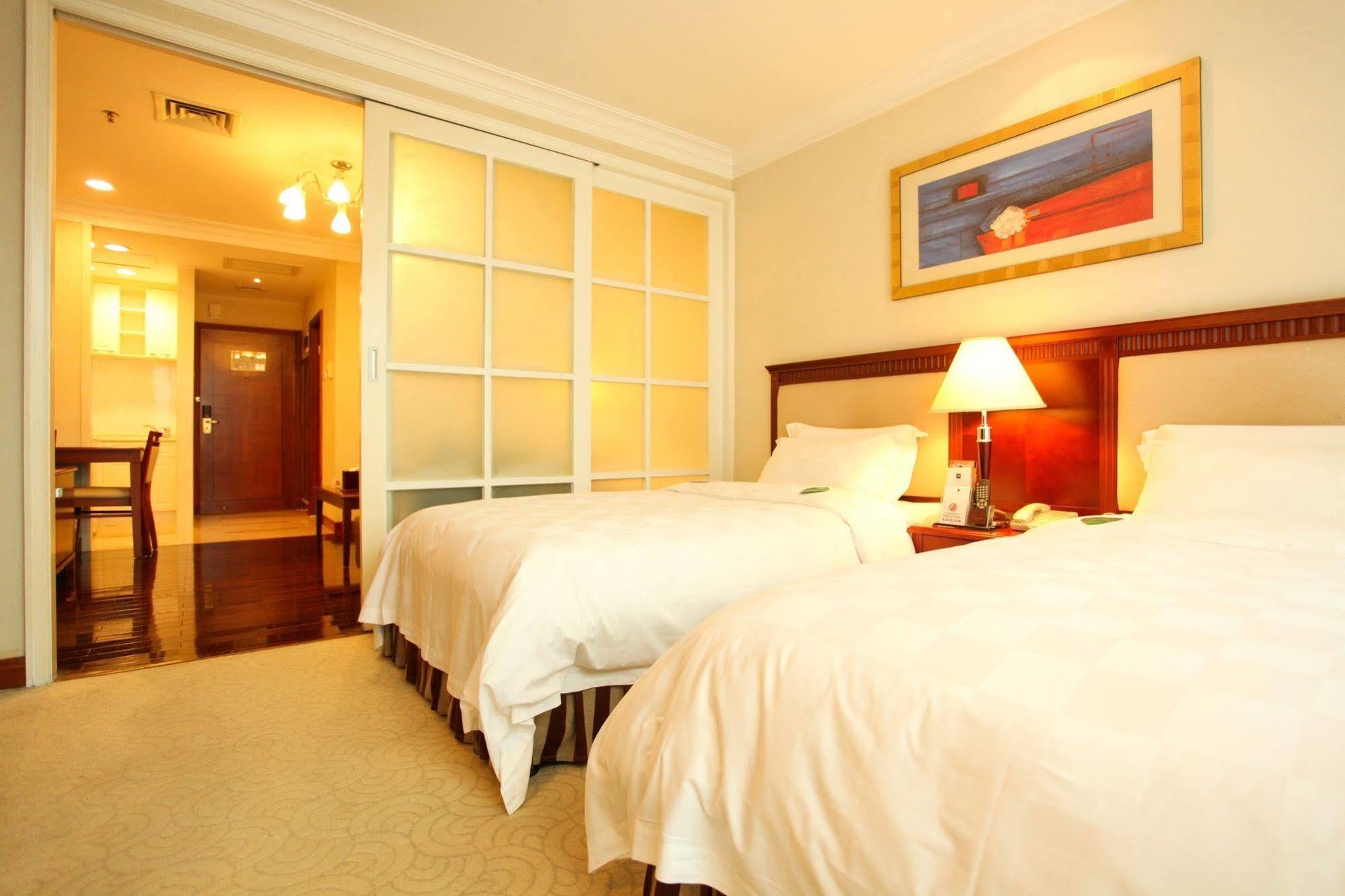 Shenzhen Dongmen Metropark Suites Hotel מראה חיצוני תמונה