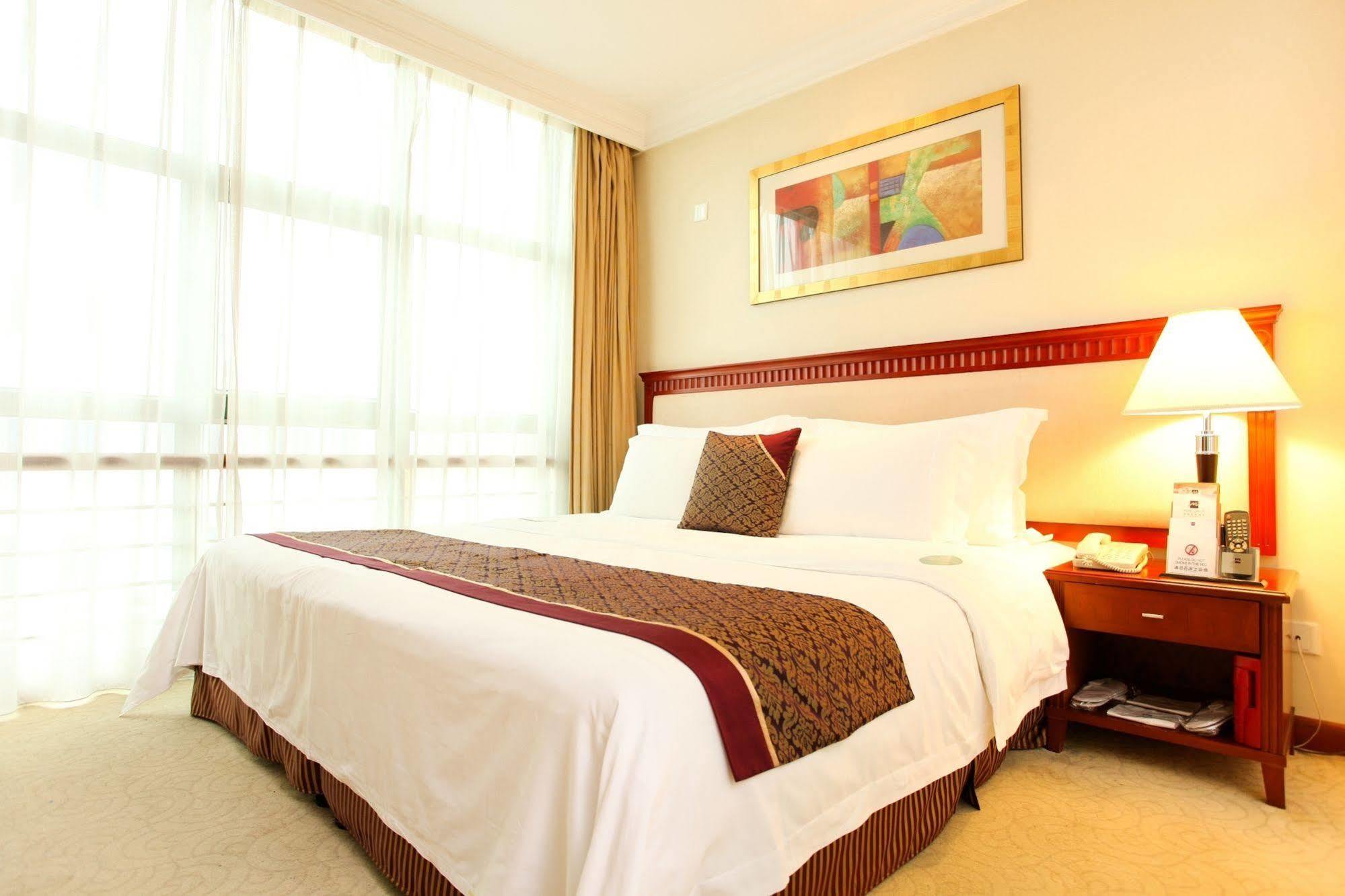 Shenzhen Dongmen Metropark Suites Hotel מראה חיצוני תמונה
