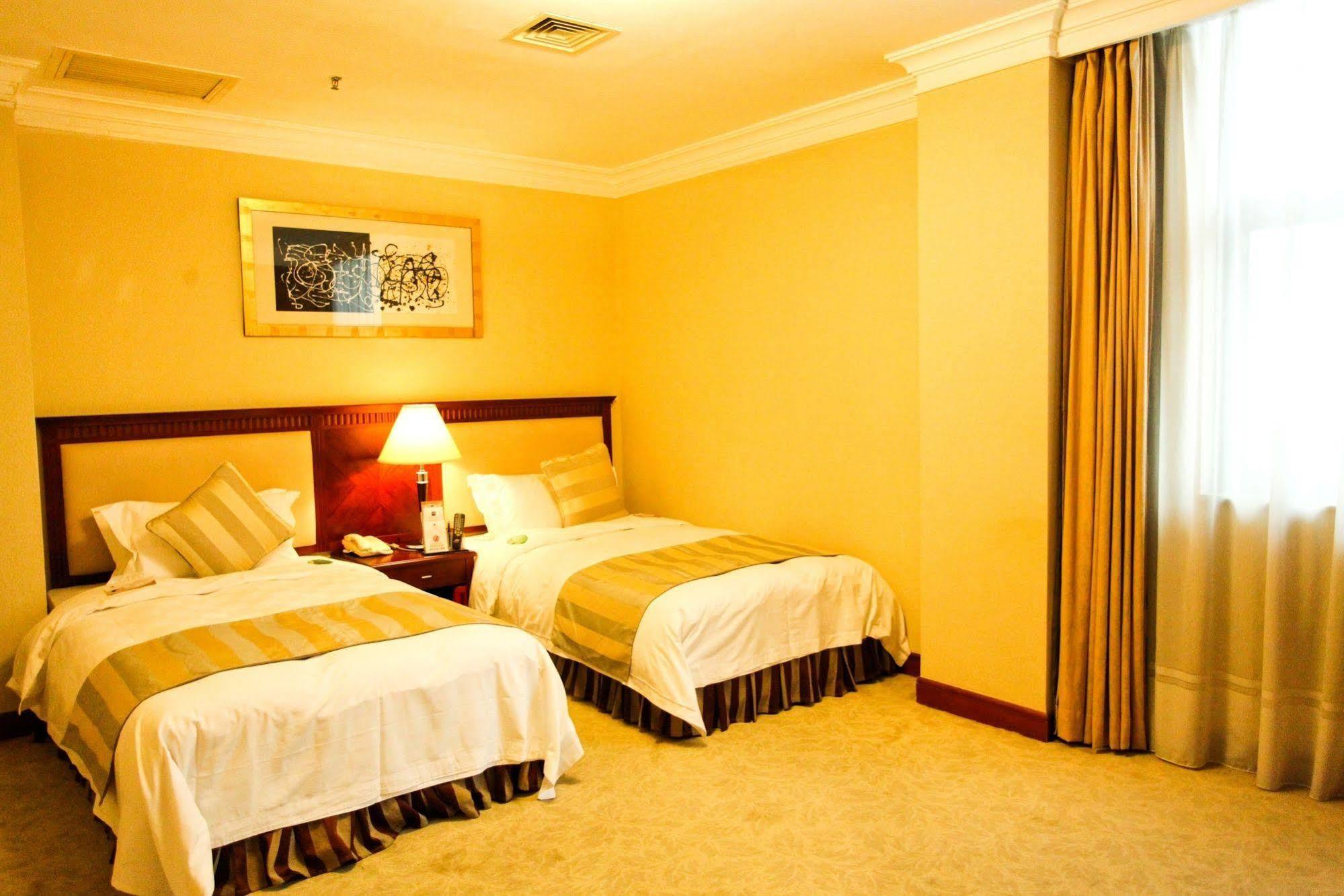 Shenzhen Dongmen Metropark Suites Hotel מראה חיצוני תמונה